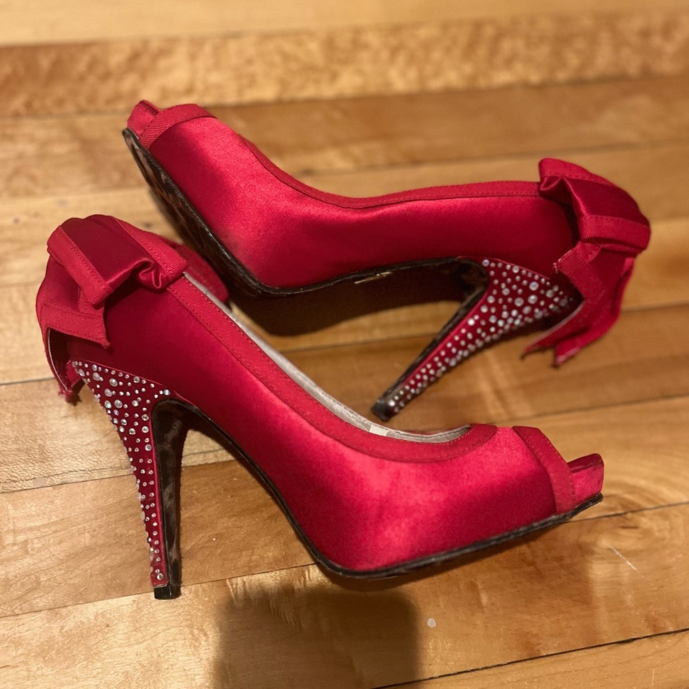 Betsey Johnson Red Bow Rhinestone Heels